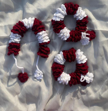Loved Craft maroon and white pair of 2 gajra