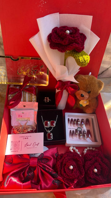 Luxury Eid Gift Box – Crochet Rose Bouquet, Rose Gajre, Teddy Bear & Jewelry Set | Loved Craft